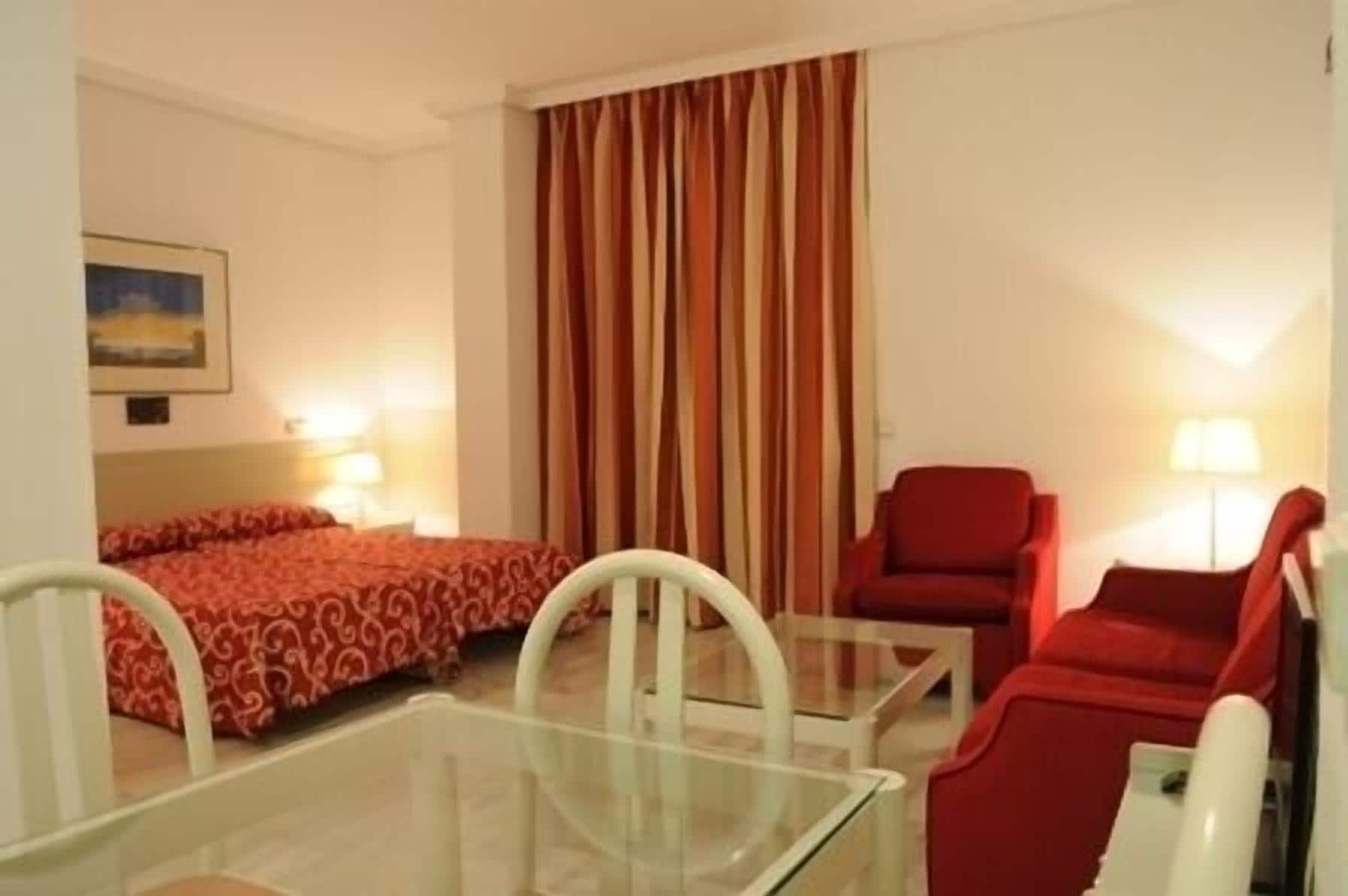 Apartamento Hospedium Simón Mairena del Aljarafe